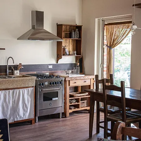 Tatil Evi La Gufaia - With Pool Near Florence Carmignano